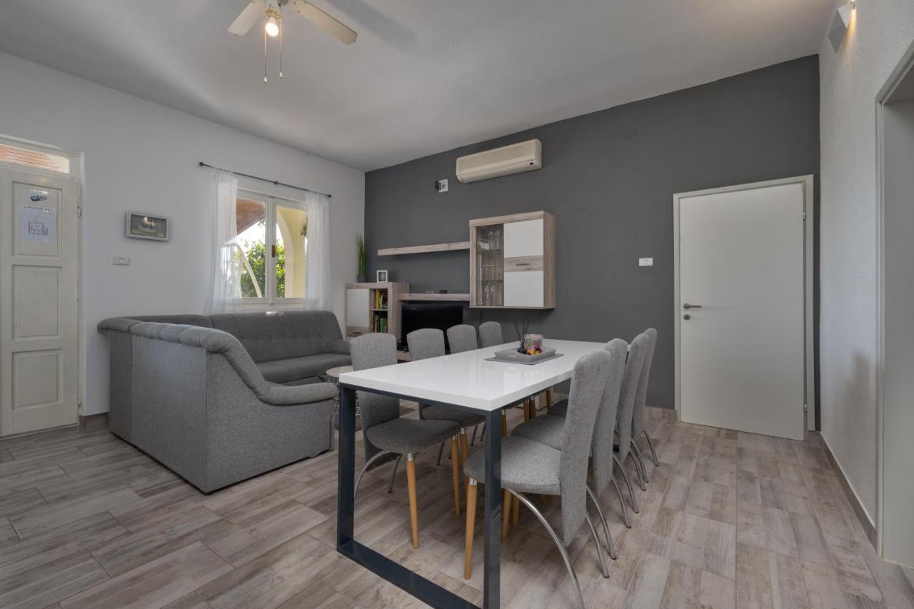 Apartments Jasna 普利拉卡 外观 照片